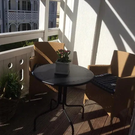 Apartment Seepark Sellin Haus Moenchgut 668 *
